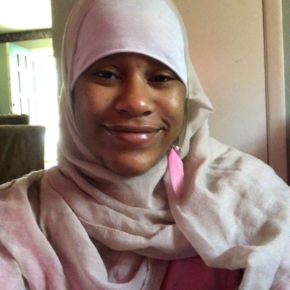 Meet your Posher, Ketira